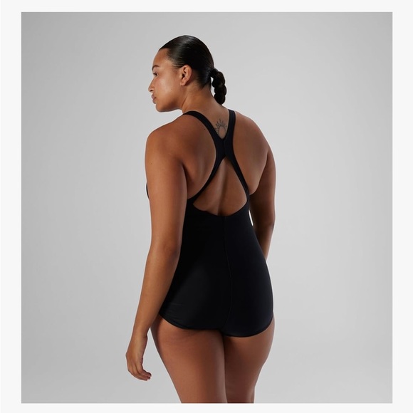 Speedo Women's Black PowerFlex Princess Seam Conservative Swimsuit Size 12 - Picture 2 of 13